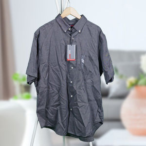 Travel Friendly Buttonup